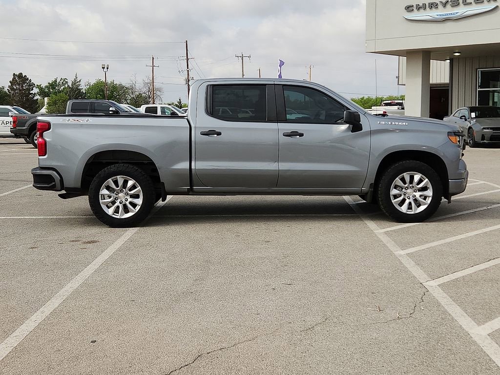 Used 2023 Chevrolet Silverado 1500 Custom AWD/4WD image 5