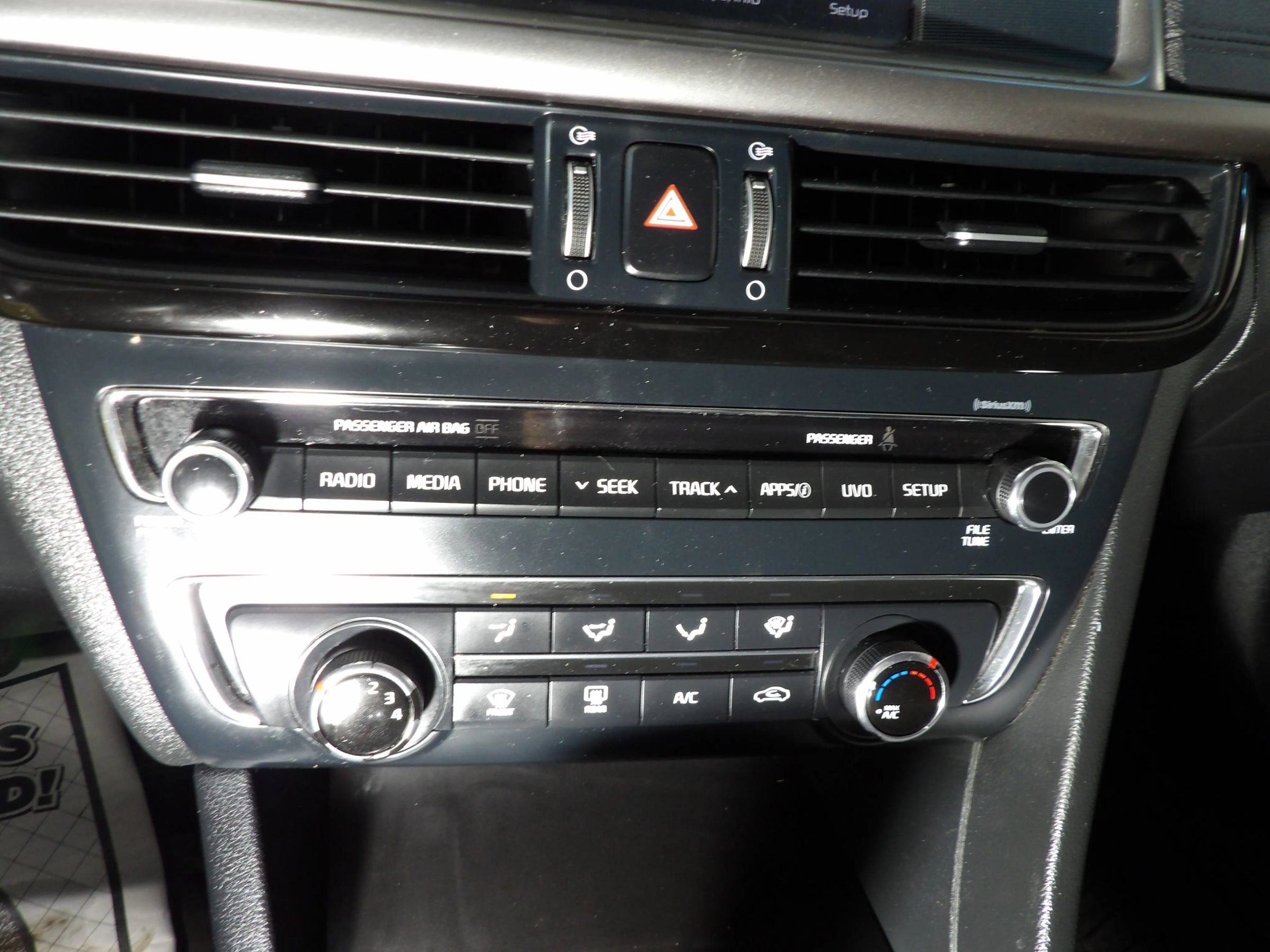 Used 2018 Kia Optima LX w/ 17" Alloy Wheels Package image 15