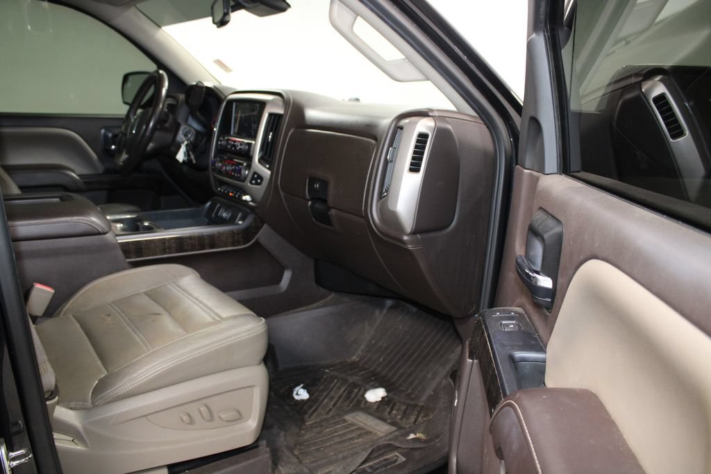 Used 2016 GMC Sierra 1500 Denali w/ Enhanced Driver Alert Package AWD/4WD image 19