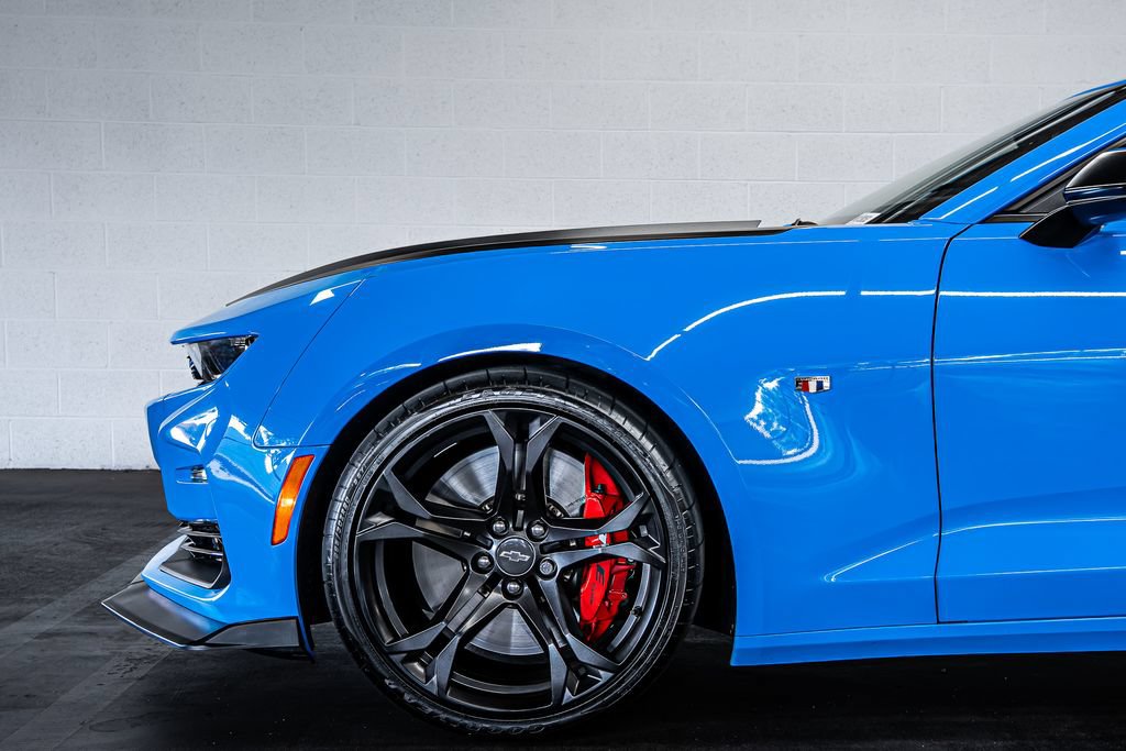 Used 2022 Chevrolet Camaro SS RWD image 12