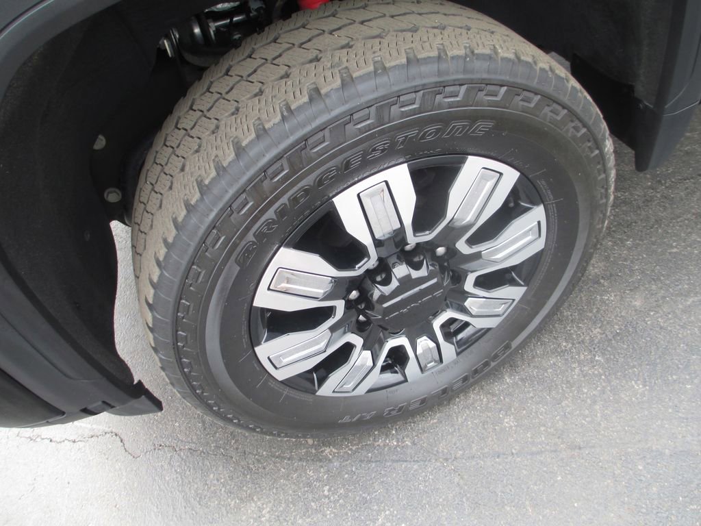 Used 2024 GMC Sierra 2500 Denali w/ Denali Reserve Package AWD/4WD image 14
