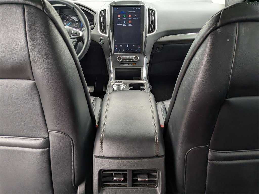 Used 2024 Ford Edge Titanium image 30