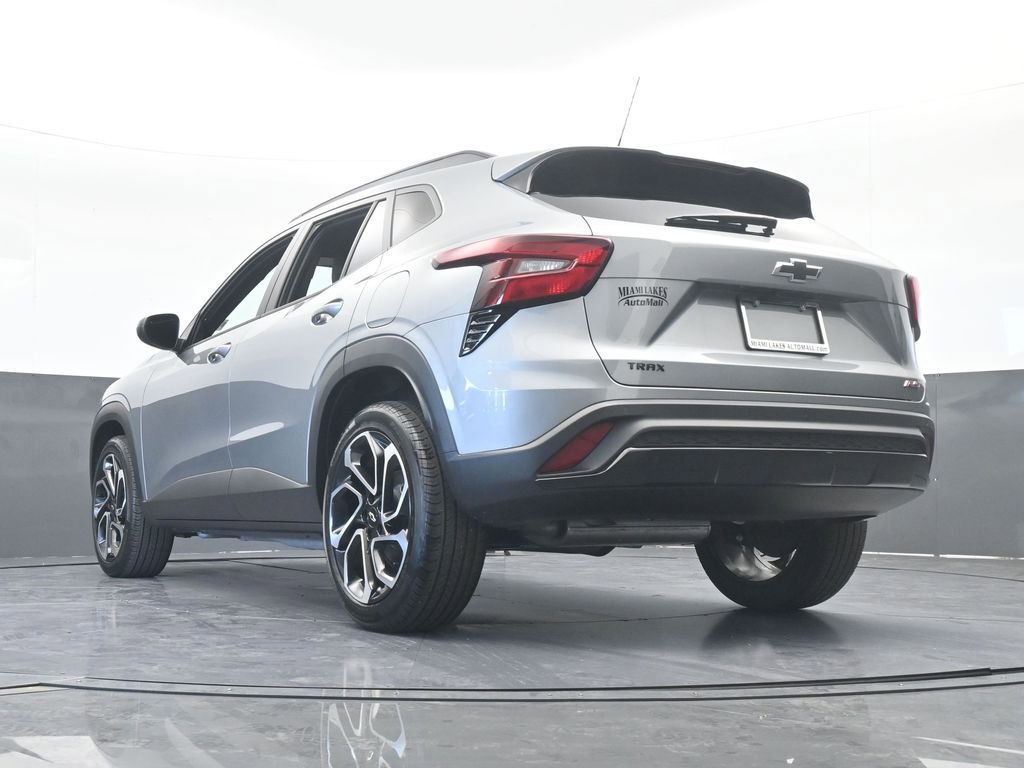 Used 2024 Chevrolet Trax RS w/ Sunroof Package image 61