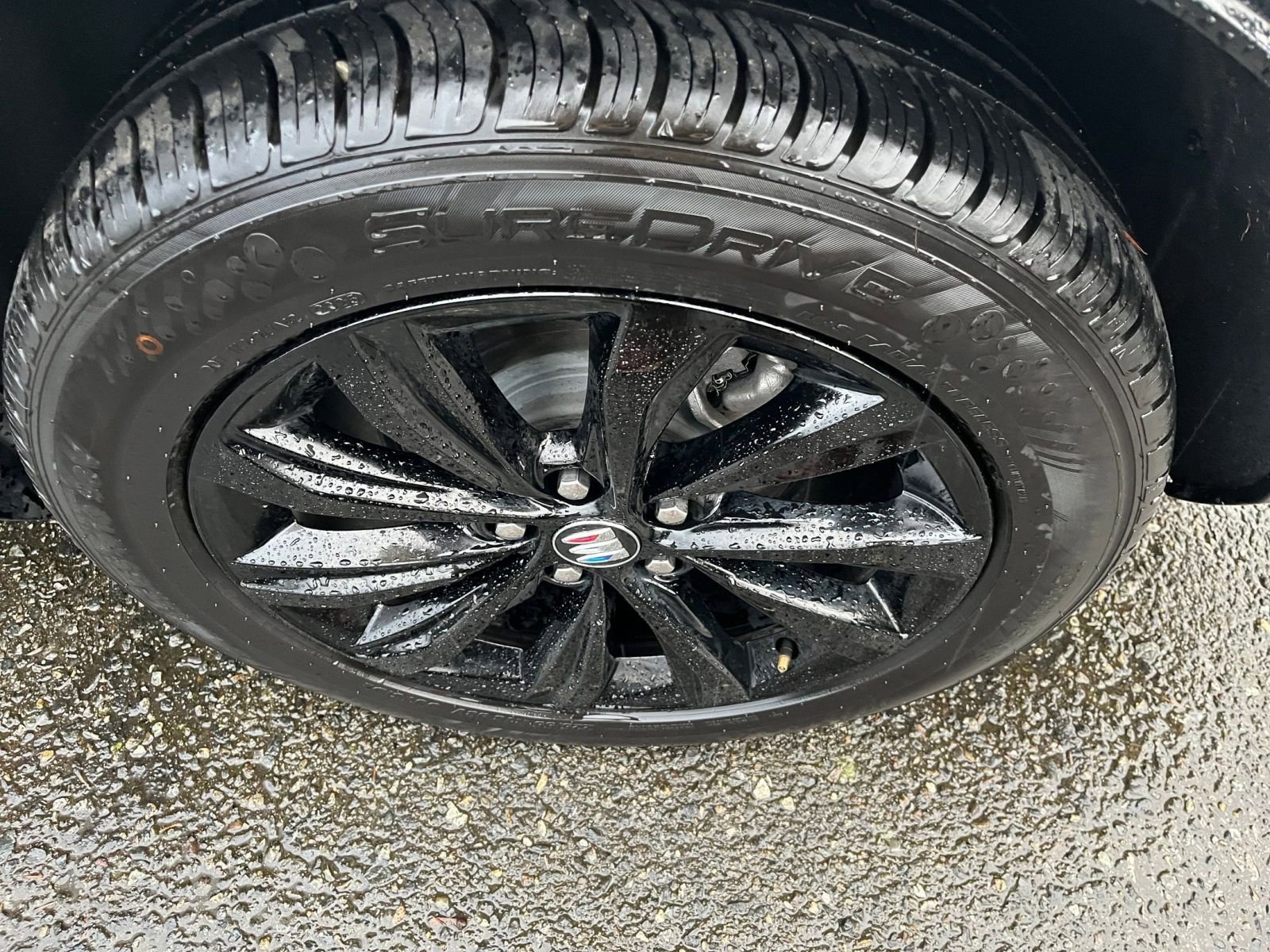 Used 2025 Buick Envista Sport Touring image 31