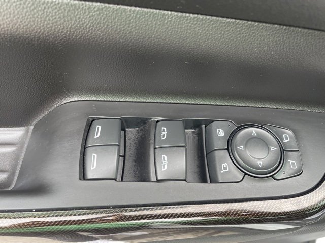 Used 2023 GMC Acadia AT4 w/ Technology Package image 30