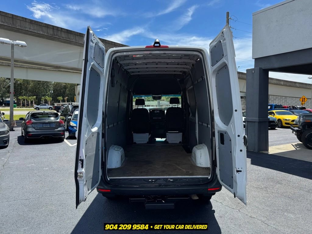 Used 2023 Mercedes-Benz Sprinter 2500 image 23