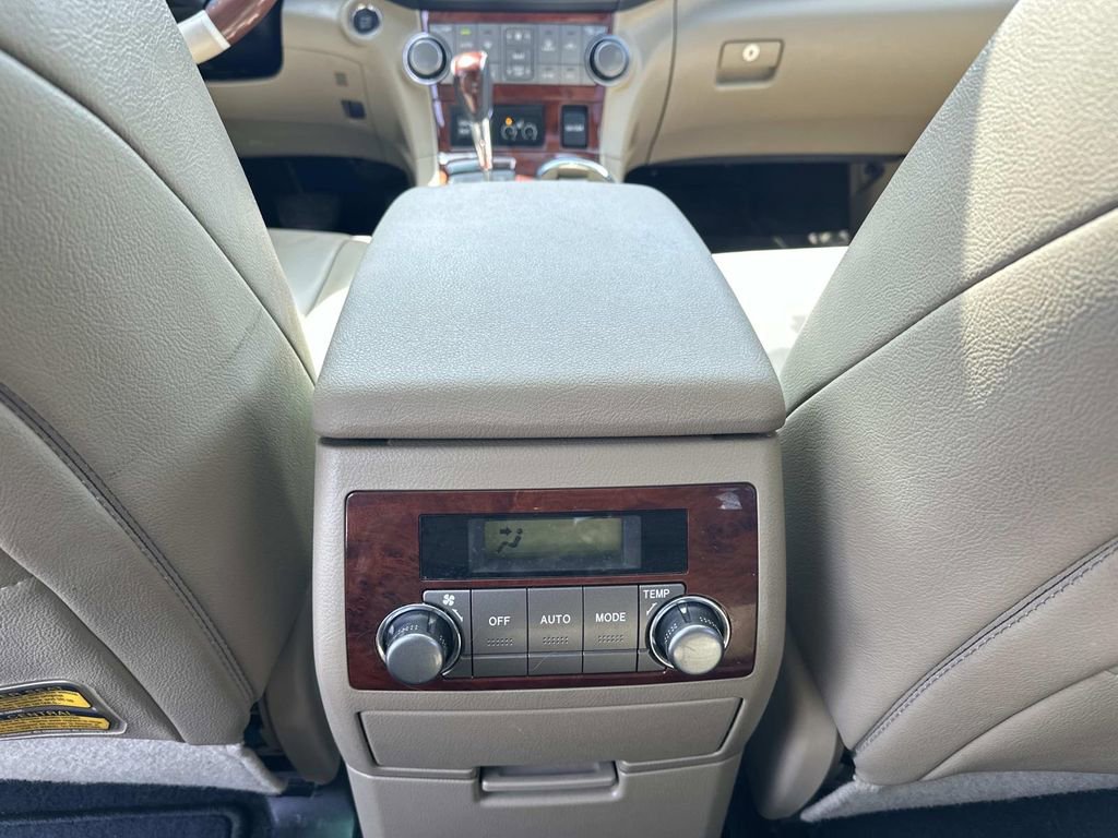 Used 2013 Toyota Highlander Limited AWD/4WD image 15