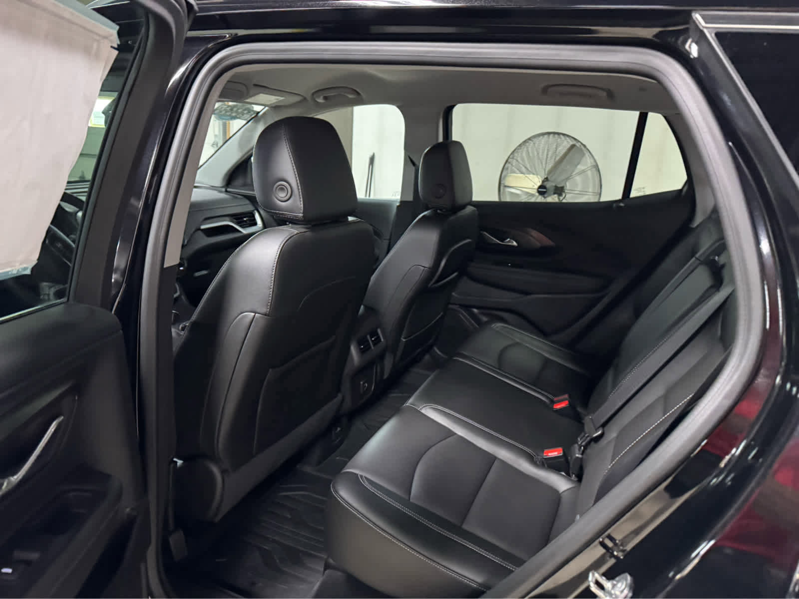 Certified 2024 GMC Terrain SLT w/ Infotainment Package II AWD/4WD image 14