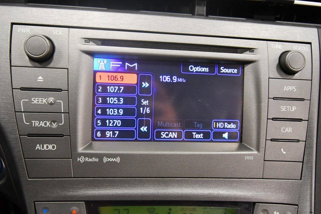 Used 2013 Toyota Prius Persona Series image 19