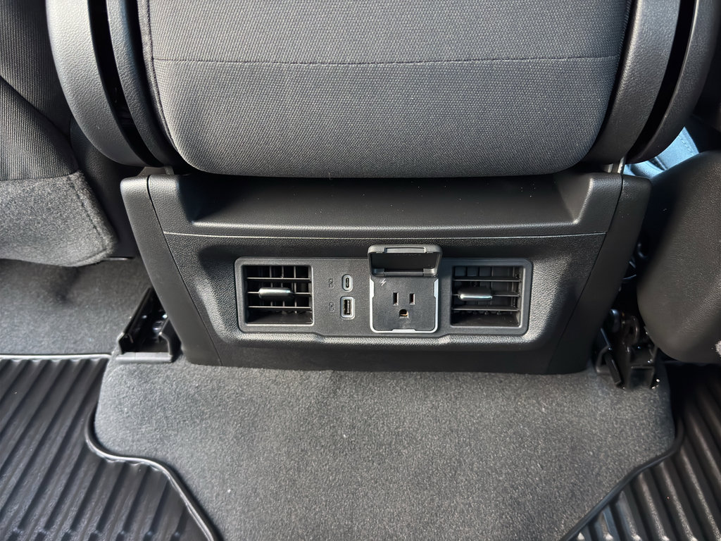 New 2026 GMC Sierra 1500 Elevation image 15