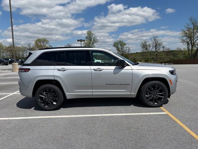 New 2026 Jeep Grand Cherokee Limited AWD/4WD image 9