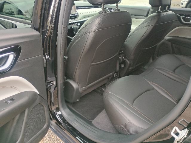 Used 2024 Jeep Compass Limited AWD/4WD image 20