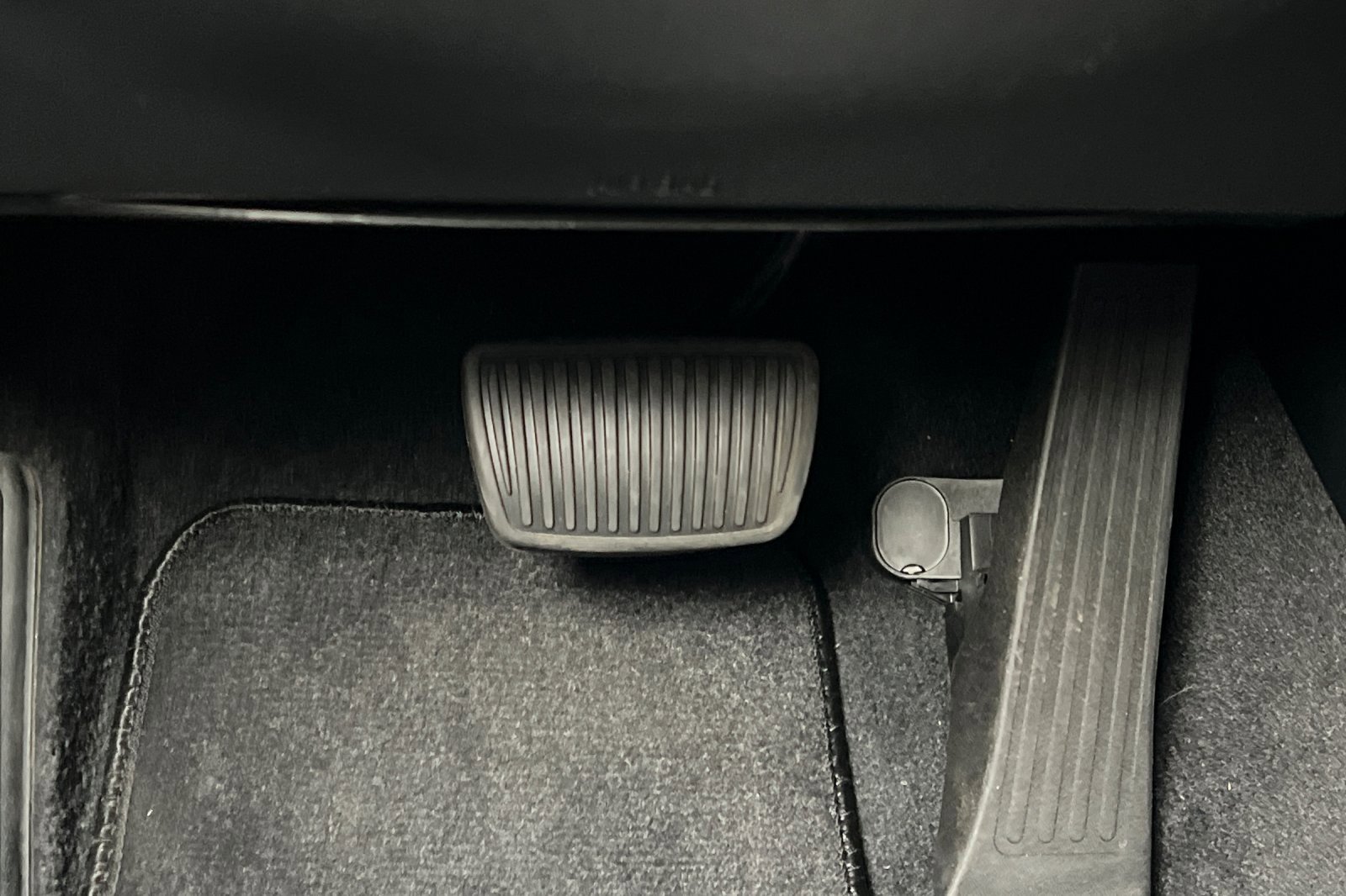 Certified 2025 Kia Sorento S image 47