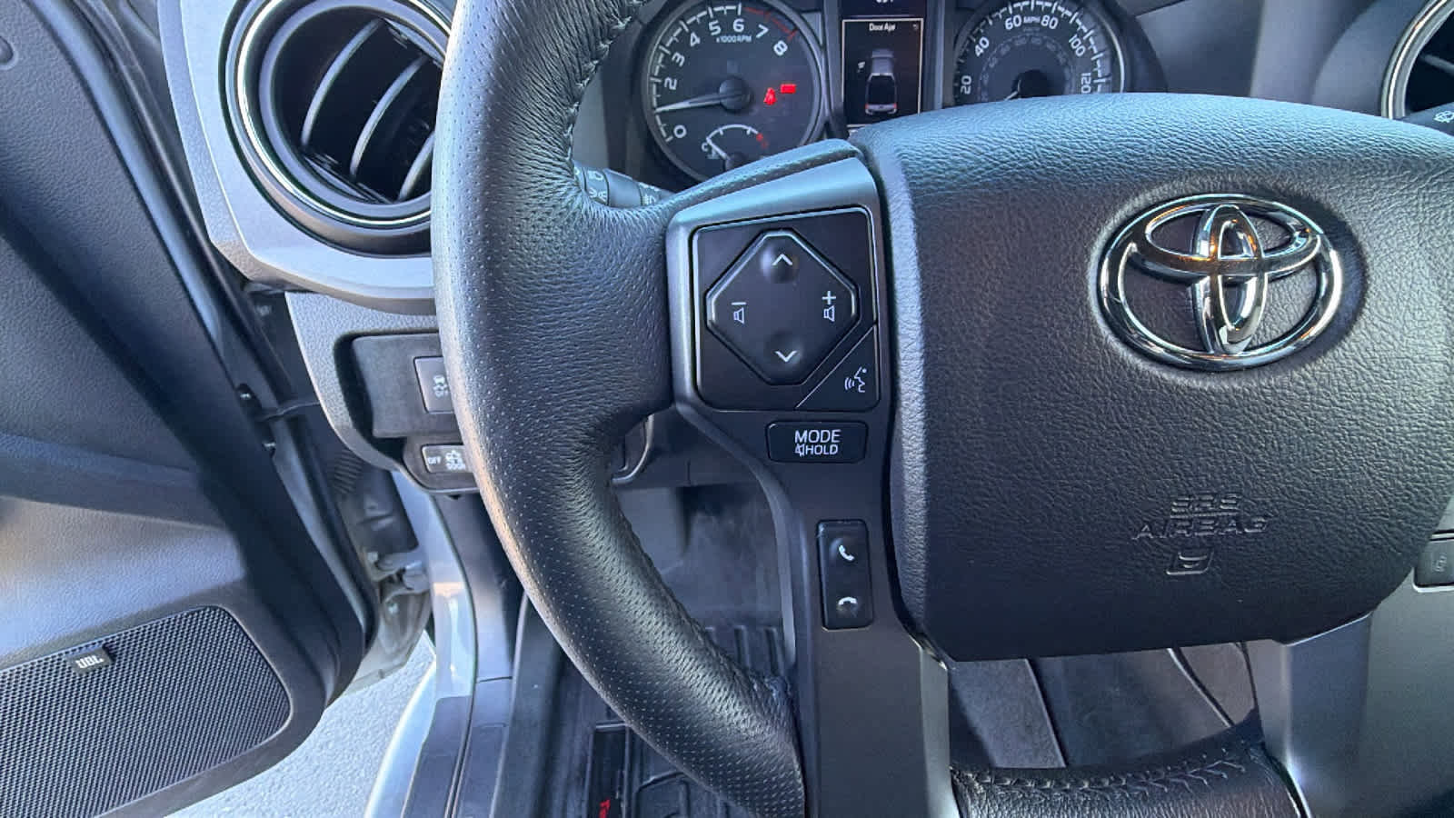 Used 2021 Toyota Tacoma TRD Sport w/ TRD Premium Sport Package image 19