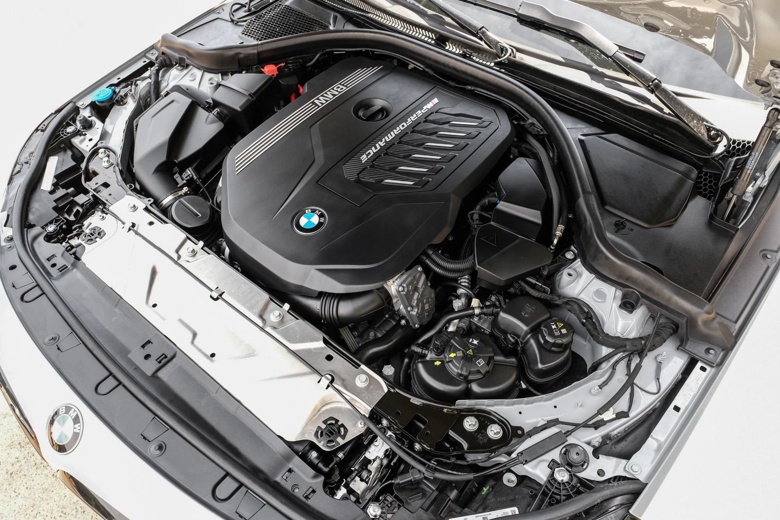 Used 2025 BMW M240i xDrive Coupe w/ Parking Assistance Package AWD/4WD image 36