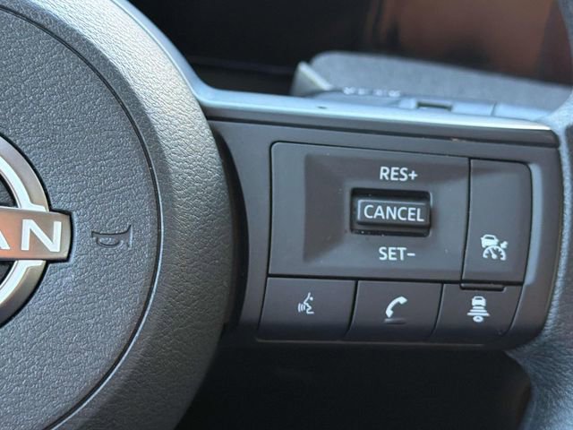 Certified 2025 Nissan Kicks SV image 11