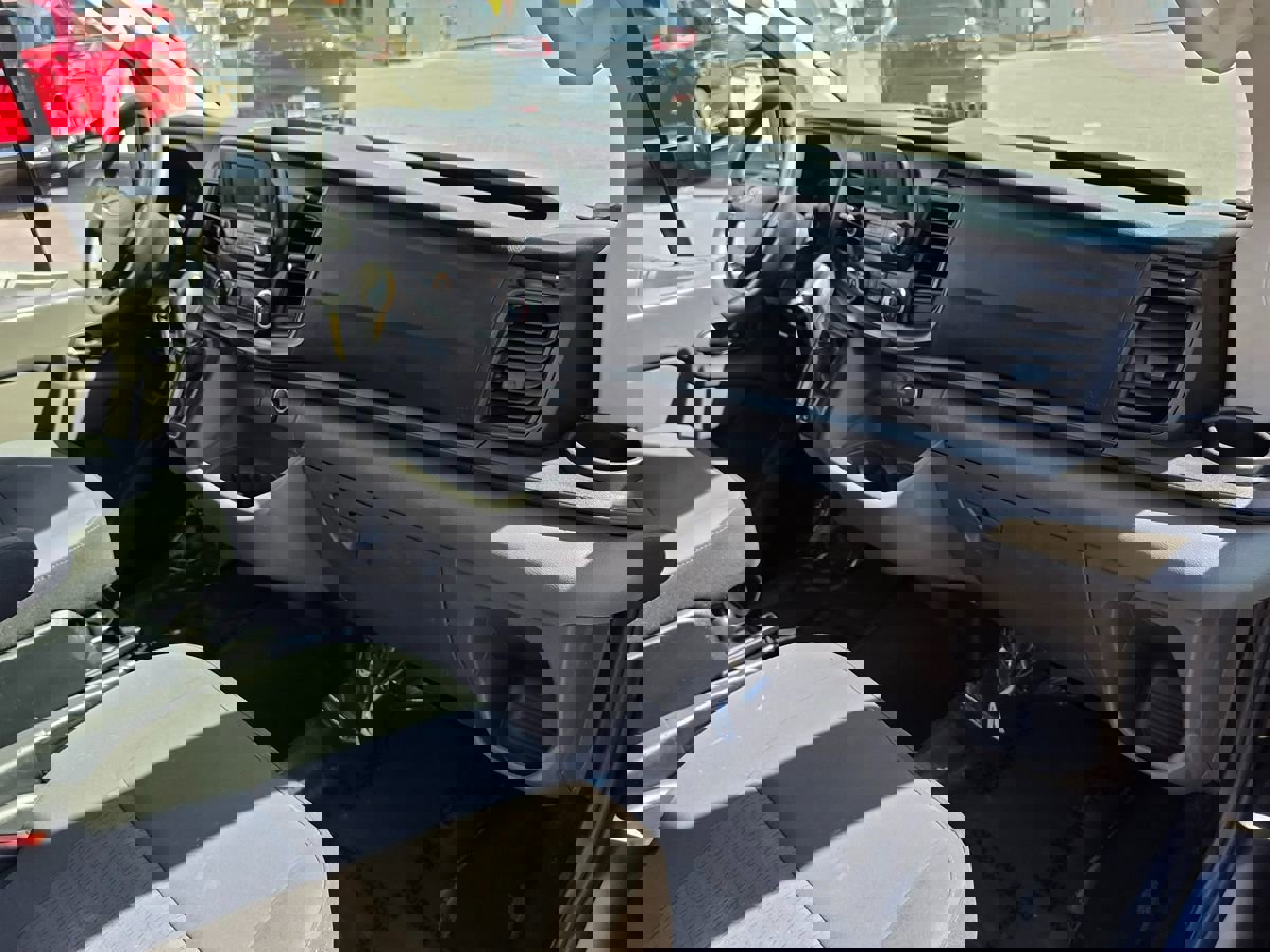 Used 2020 Ford Transit 250 Low Roof image 9