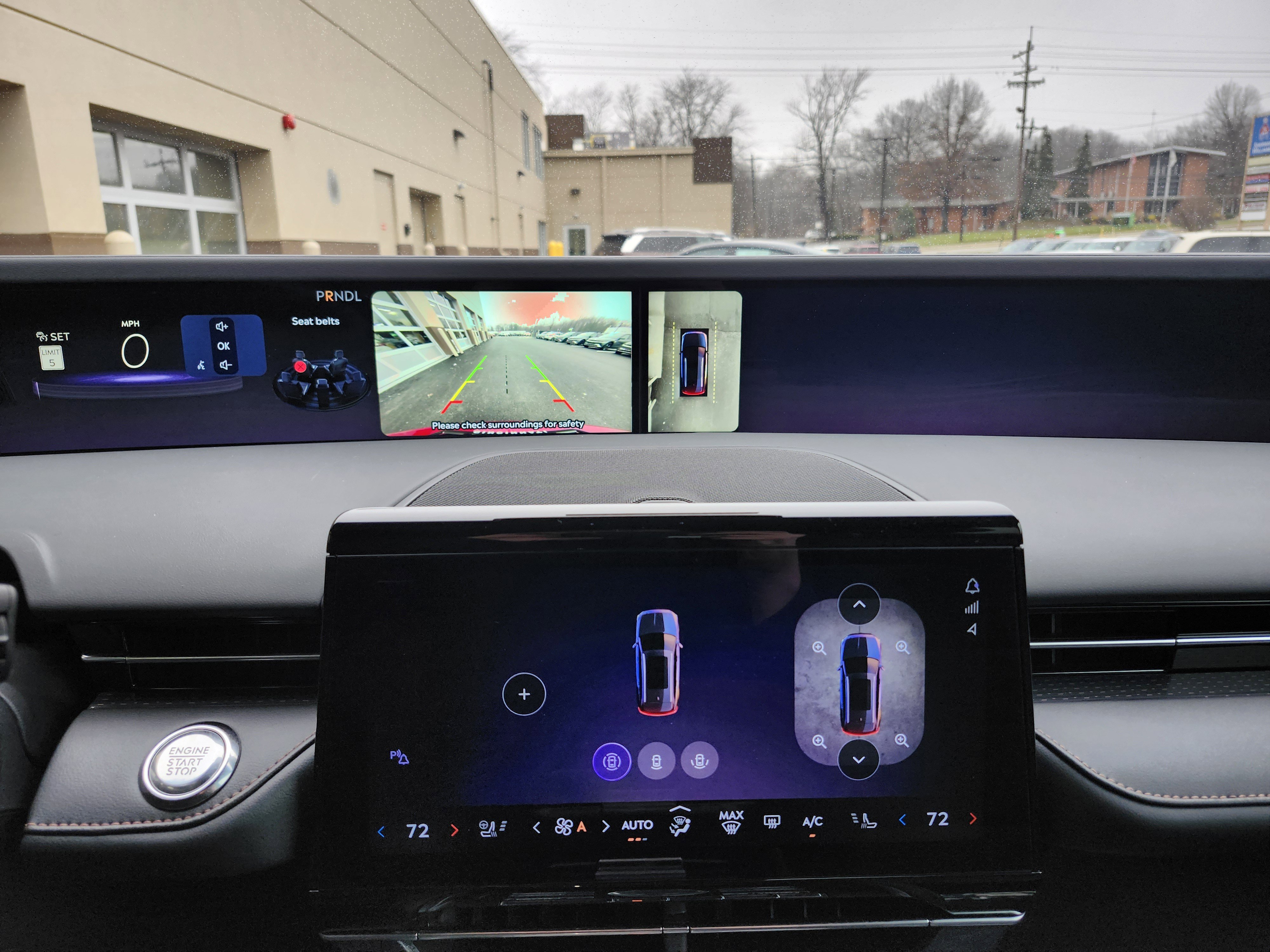 Used 2024 Lincoln Nautilus Reserve w/ Equipment Group 202A image 7