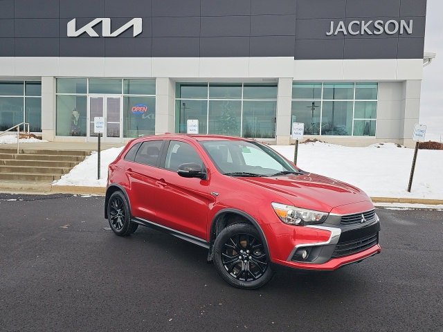 Used 2017 Mitsubishi Outlander Sport LE image 1