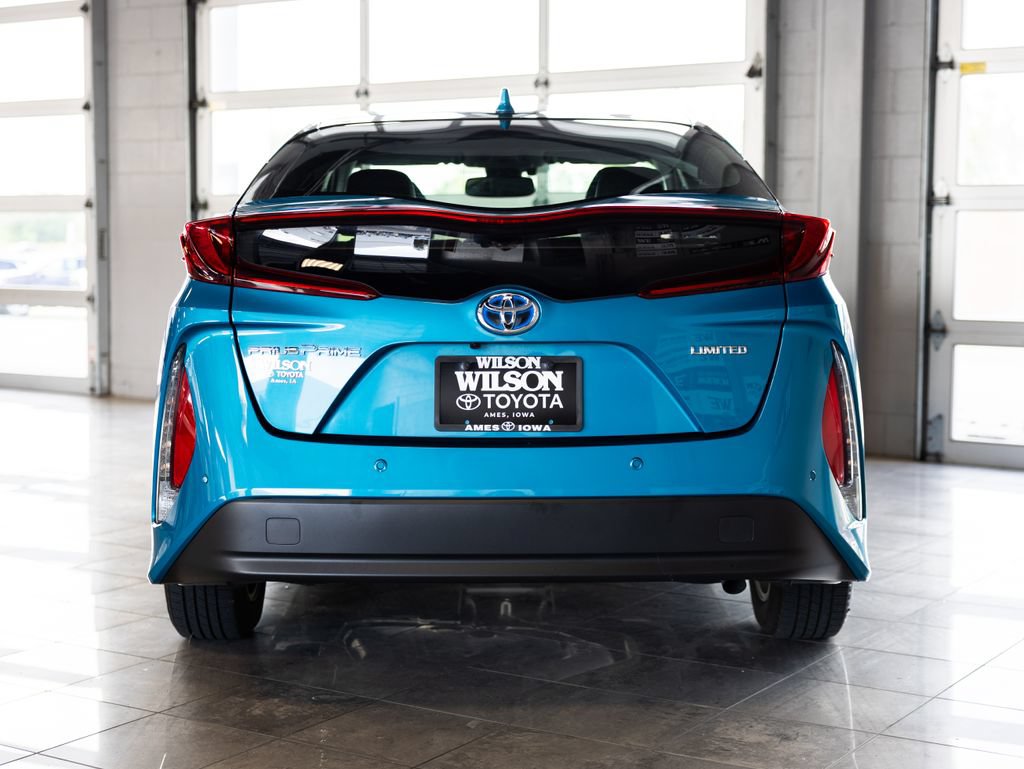 Used 2020 Toyota Prius Prime Limited FWD image 4