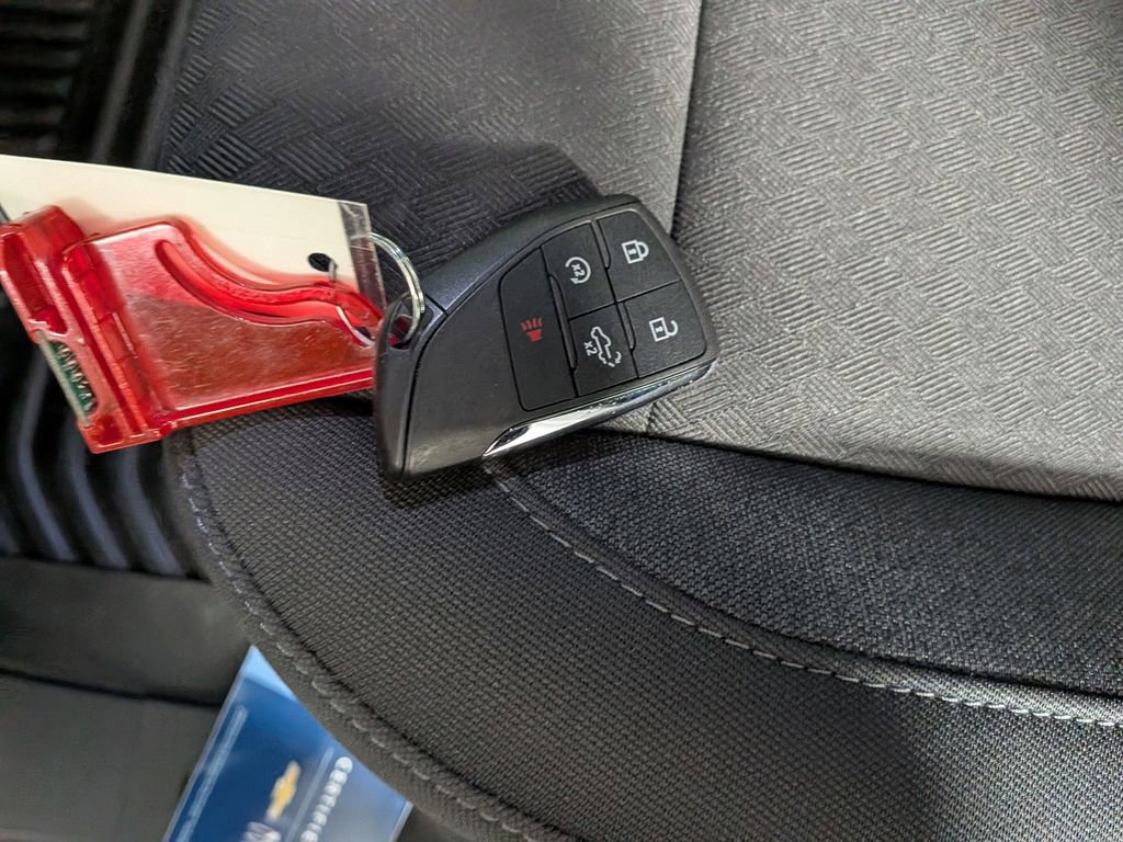 Certified 2025 Chevrolet Silverado 1500 Custom Trail Boss image 33