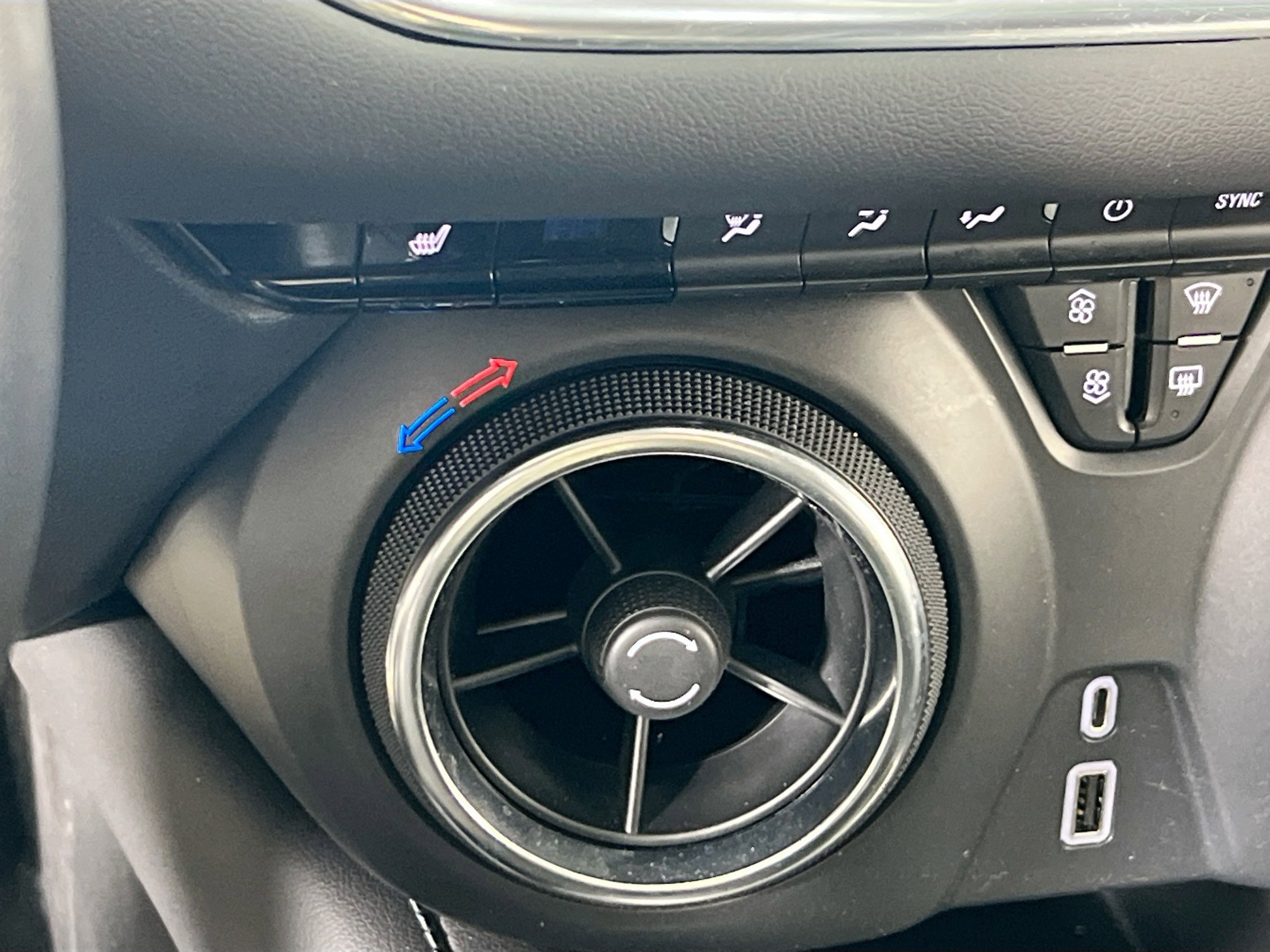 Used 2022 Chevrolet Blazer LT w/ Midnight/Sport Edition AWD/4WD image 19