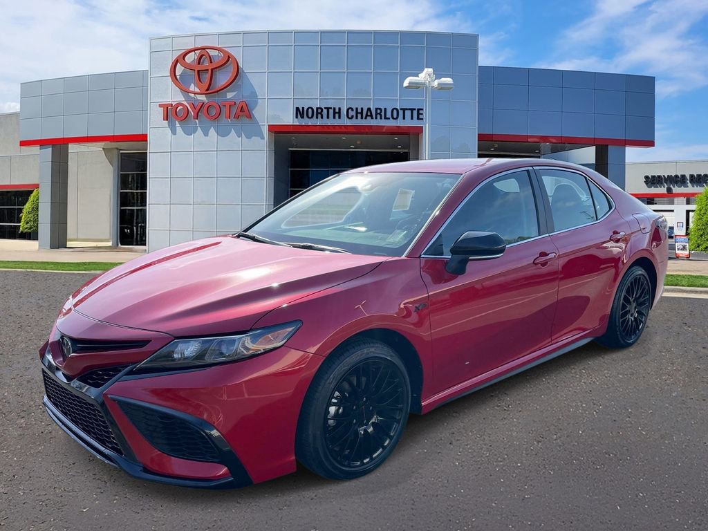 Used 2024 Toyota Camry SE image 6