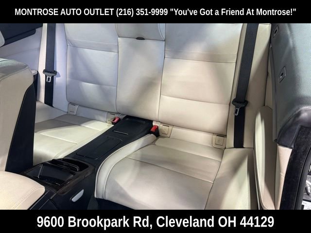 Used 2011 BMW 335i Convertible image 26