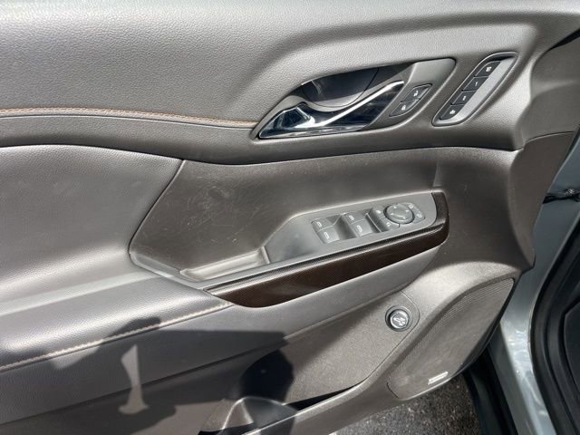 Used 2023 GMC Acadia AT4 w/ Technology Package image 20