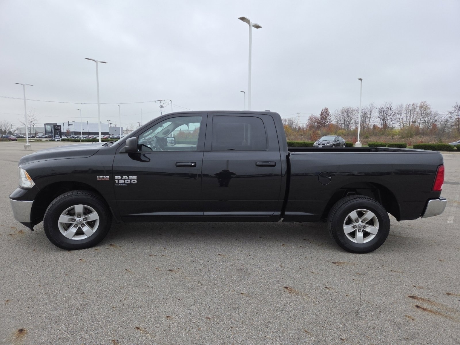 Used 2019 RAM 1500 Classic SLT image 14
