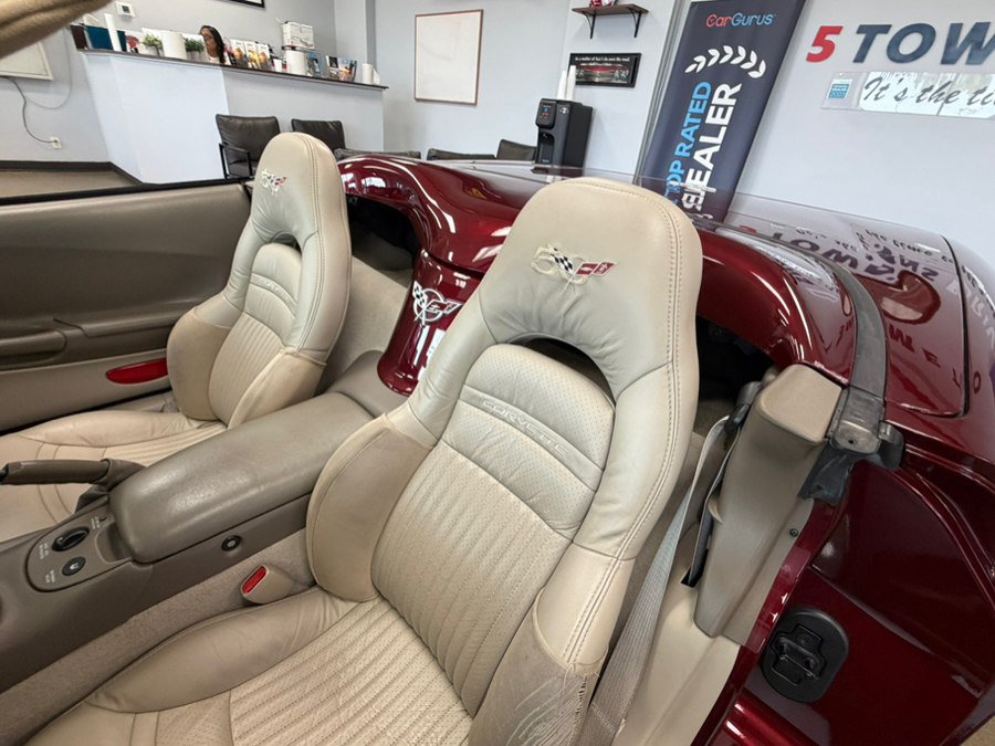 Used 2003 Chevrolet Corvette Convertible w/ Preferred Equipment Group1 RWD image 33