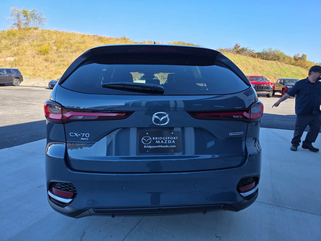 New 2025 MAZDA CX-70 Plug-In Hybrid w/ Premium Plus AWD/4WD image 6