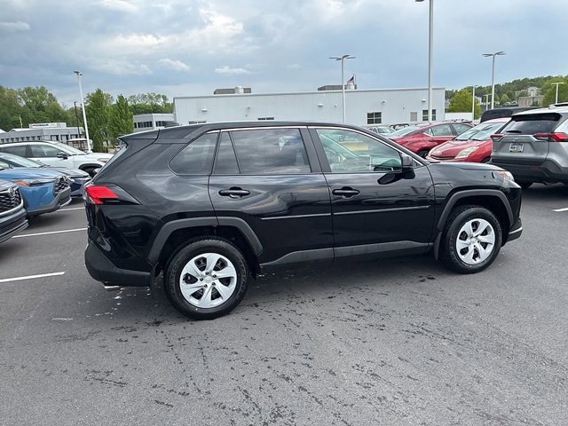 Certified 2025 Toyota RAV4 LE AWD/4WD image 6