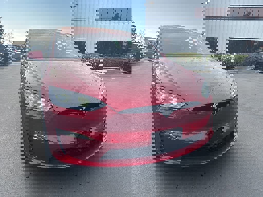 Used 2023 Tesla Model X Plaid image 1