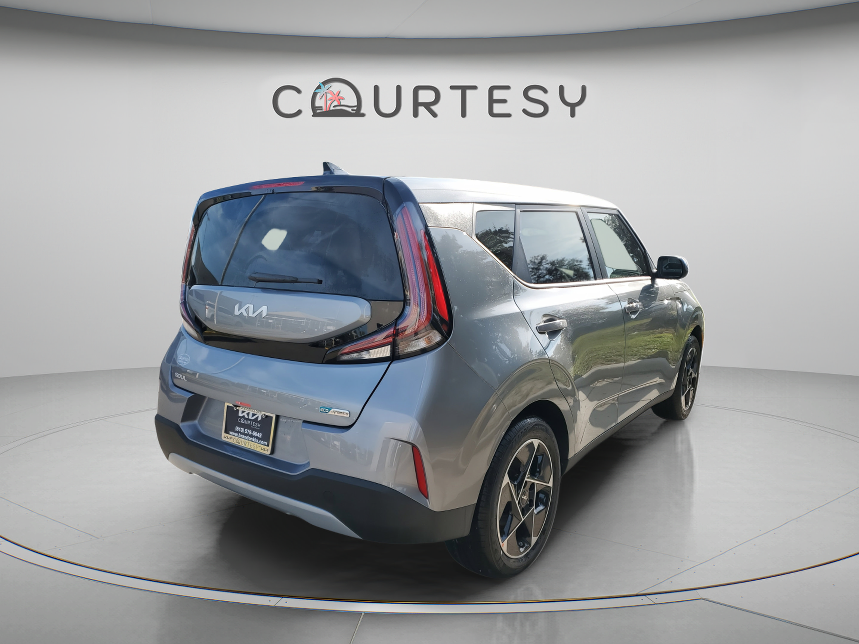 Certified 2025 Kia Soul EX FWD image 3