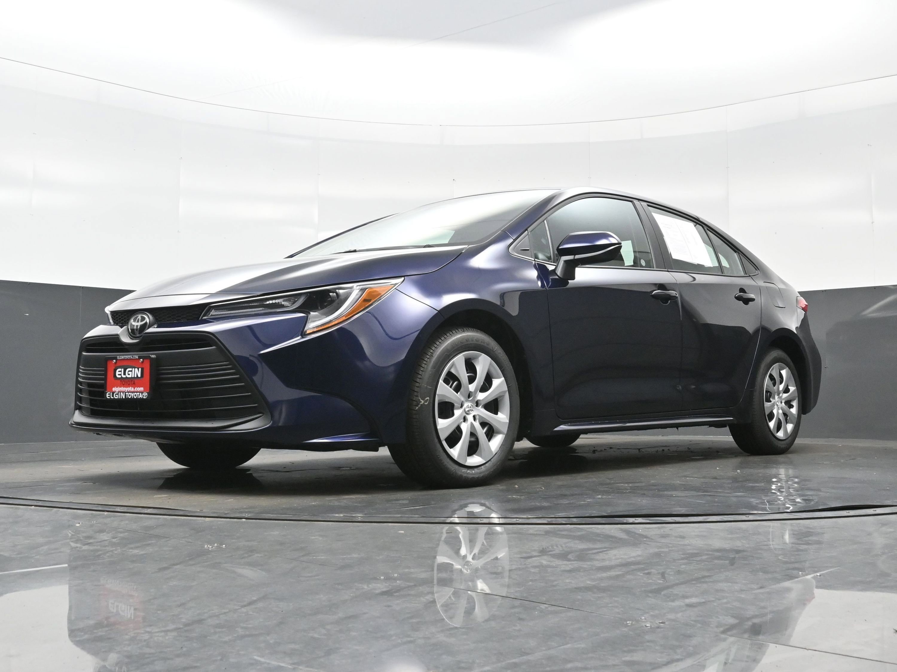 Used 2026 Toyota Corolla LE FWD image 26