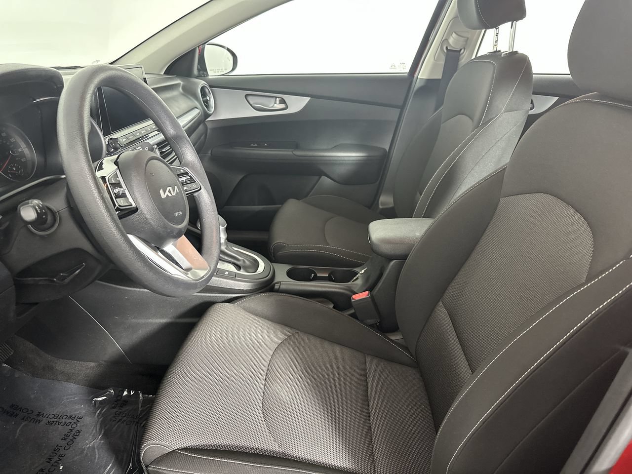 Certified 2023 Kia Forte LXS w/ LXS Technology Package FWD image 2