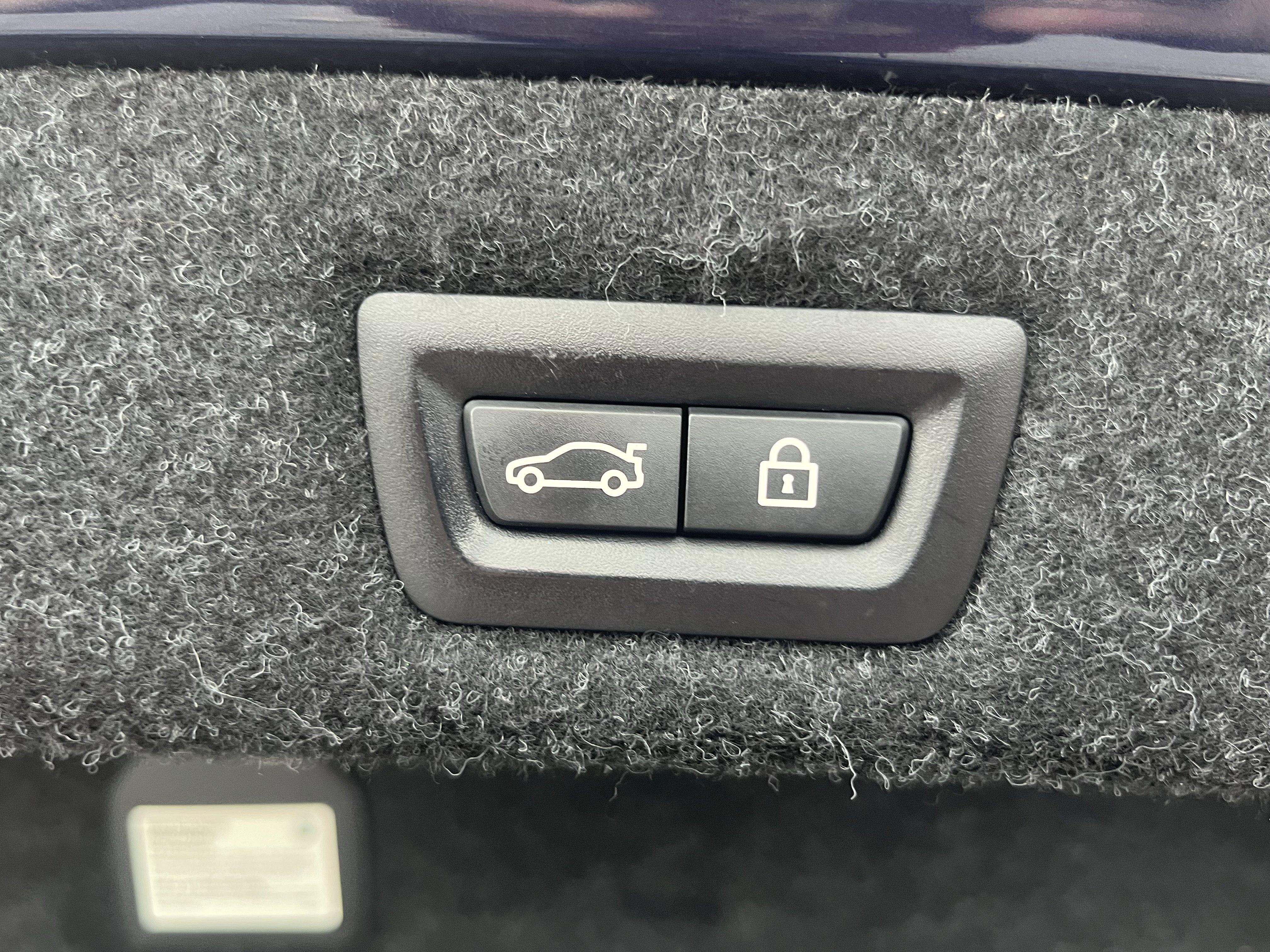 Used 2018 BMW 530i xDrive AWD/4WD image 13