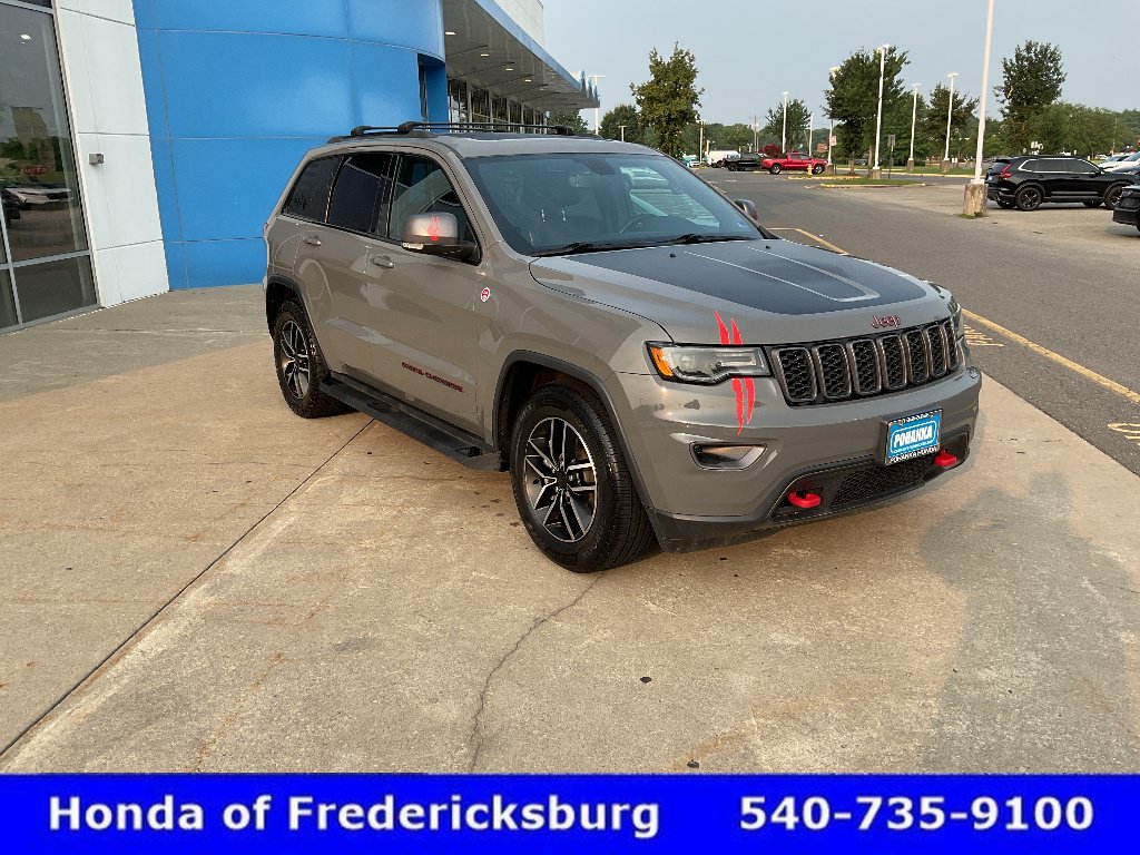 Used 2021 Jeep Grand Cherokee Trailhawk w/ Premium Lighting Group AWD/4WD image 8