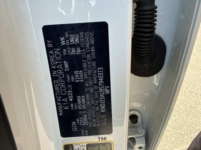 Used 2025 Kia Soul LX w/ LX Technology Package image 29