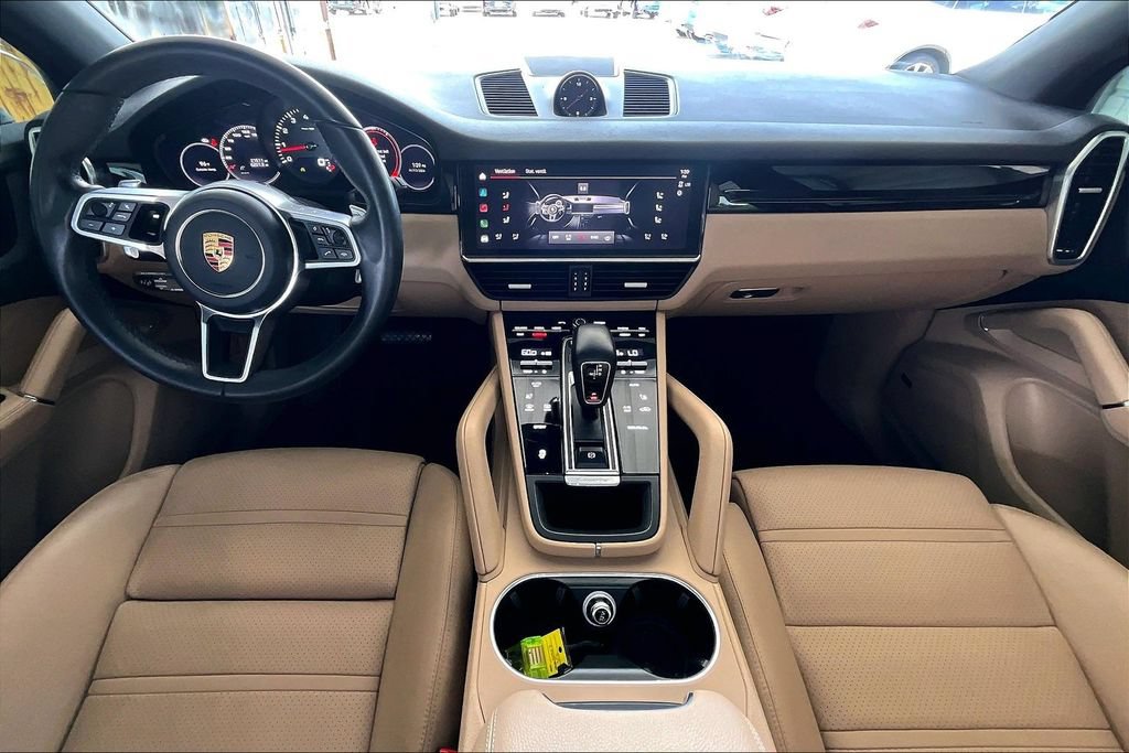 Used 2022 Porsche Cayenne Platinum Edition AWD/4WD image 19