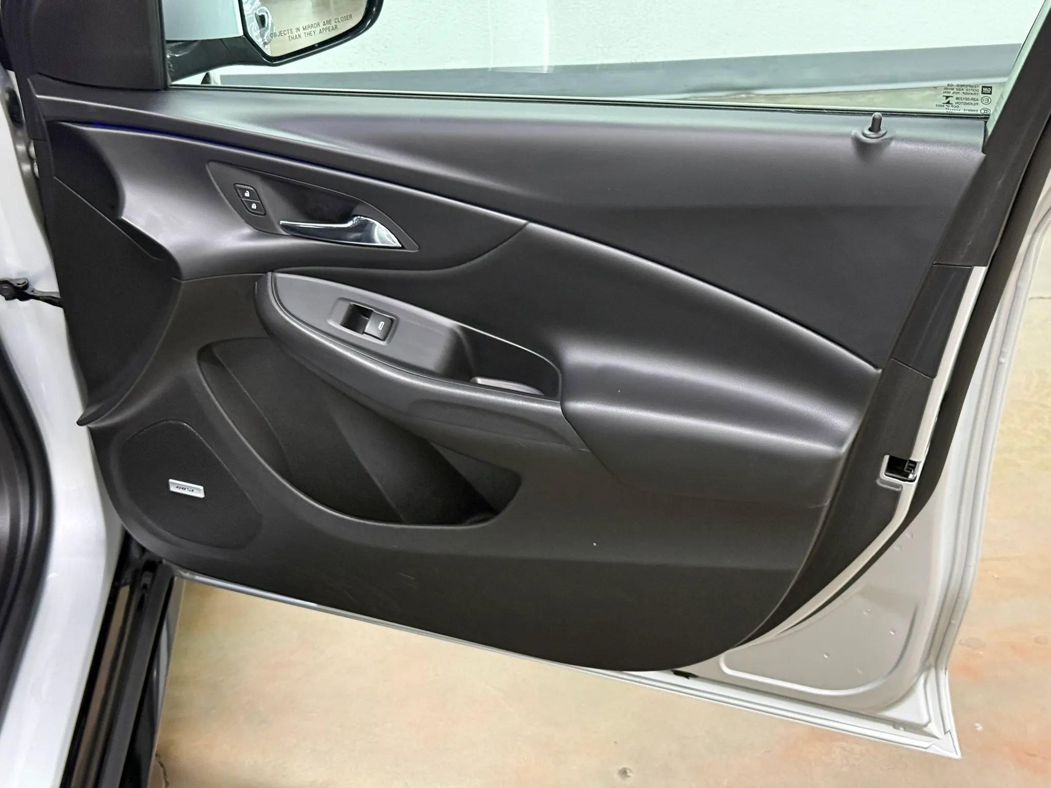 Used 2017 Chevrolet Volt Premier w/ Driver Confidence II Package image 19