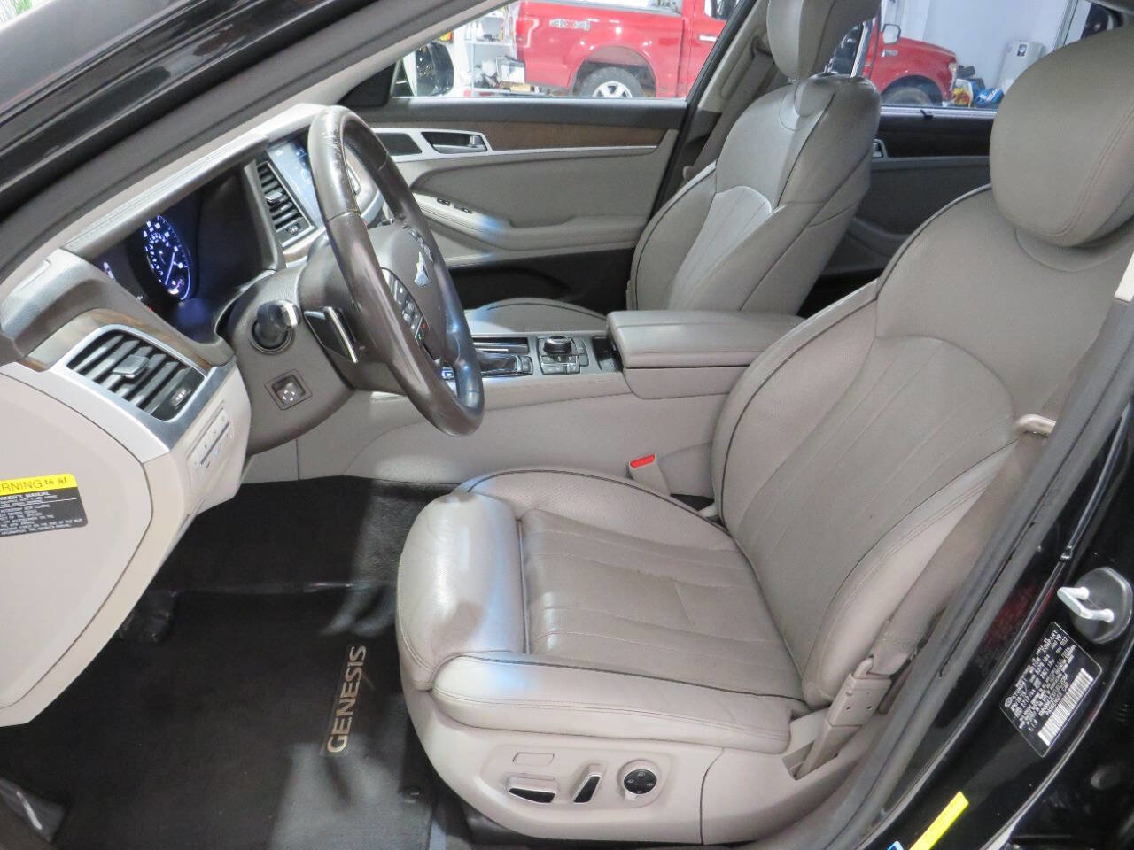 Used 2015 Hyundai Genesis 3.8 w/ Option Group 04 image 14