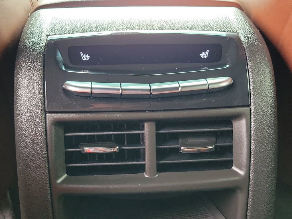 Used 2022 Cadillac XT5 Premium Luxury w/ Technology Package image 15