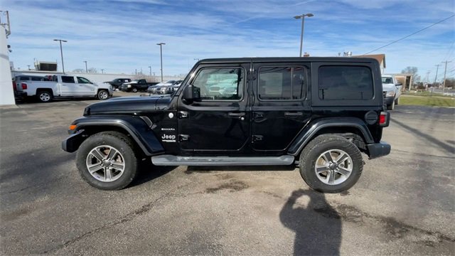 Used 2019 Jeep Wrangler Unlimited Sahara image 7