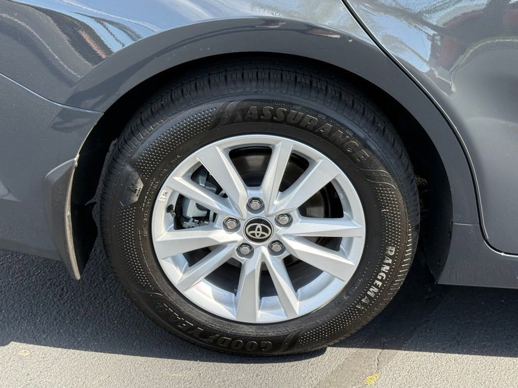 Used 2026 Toyota Camry LE w/ Convenience Package image 14