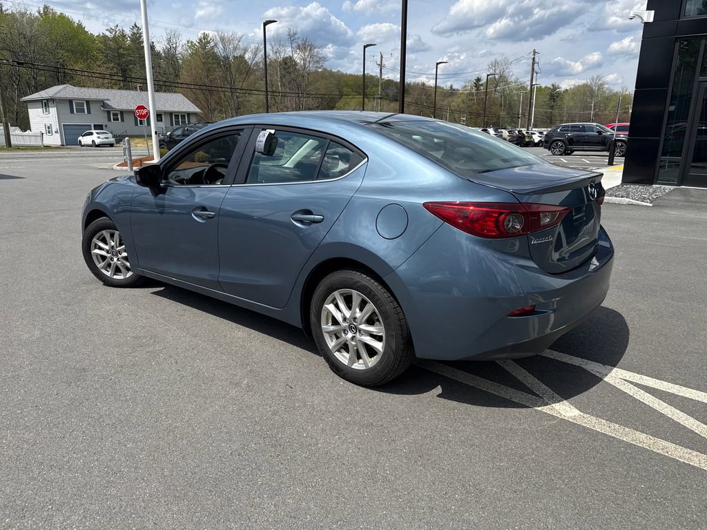 Used 2016 MAZDA MAZDA3 i Touring FWD image 3