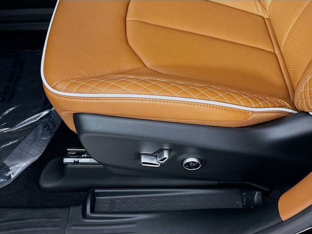 New 2026 Chrysler Pacifica Pinnacle image 20
