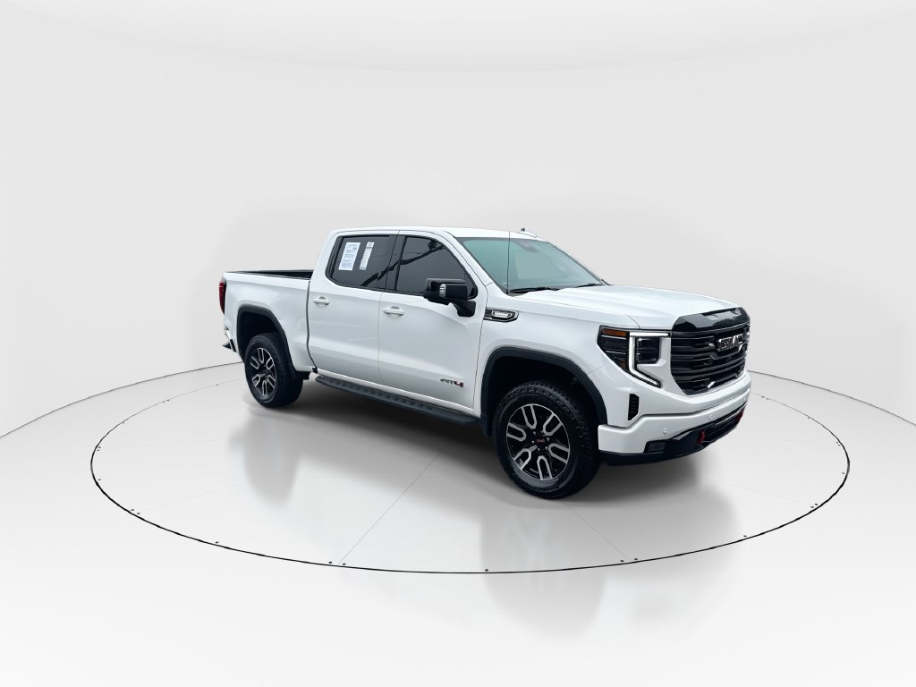Used 2025 GMC Sierra 1500 AT4 w/ AT4 Premium Package AWD/4WD image 2