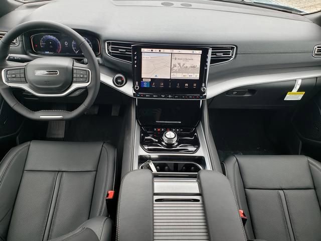 New 2026 Jeep Grand Wagoneer 4WD image 16